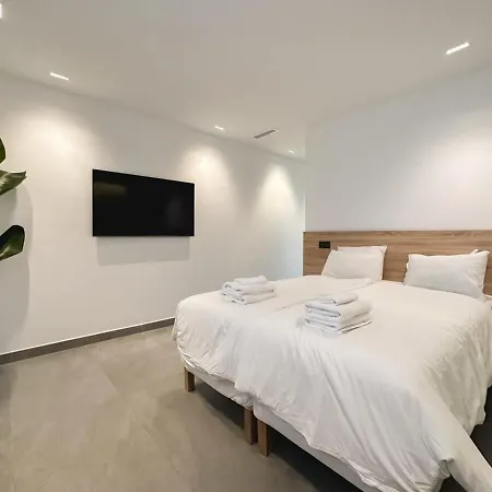 Вилла Paraiso W Parking Gym Pool Lounge Cinema